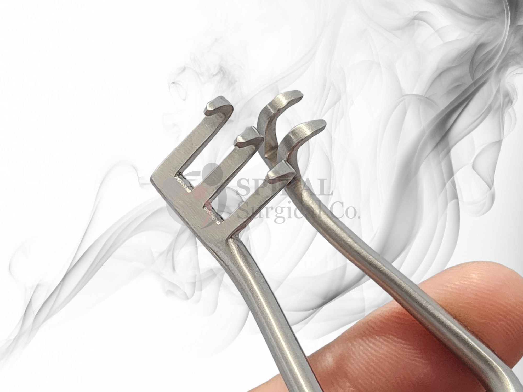 Weitlaner Retractor, 2x3 Prongs, 15mm Deep, 10.5cm, Semi-Sharp