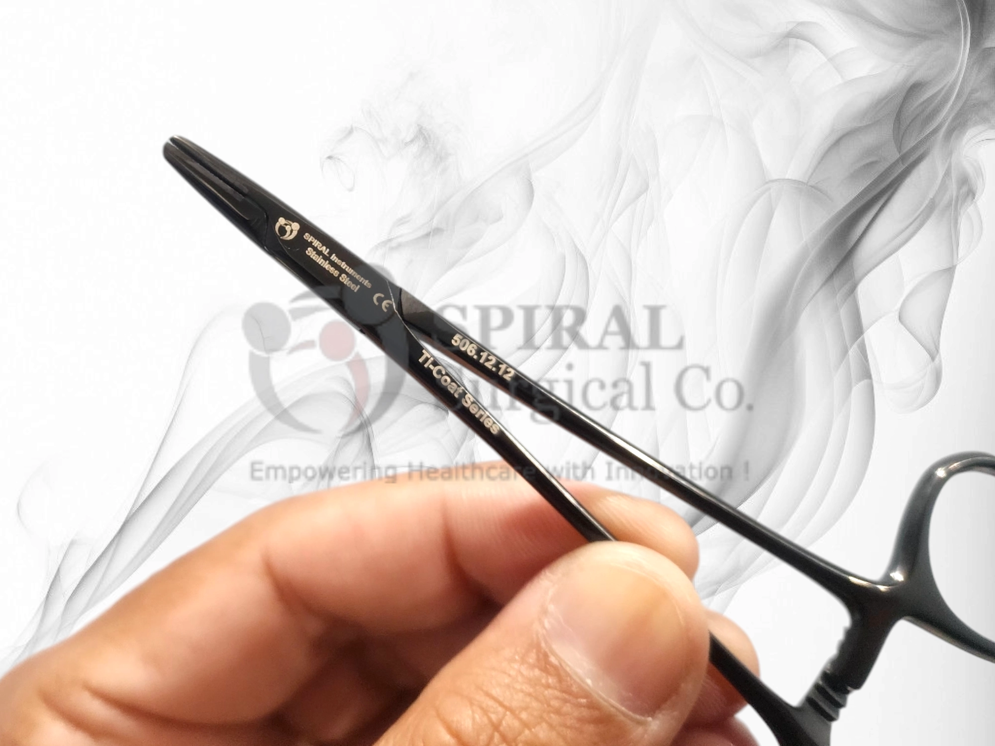 Derf T.C. Needle Holder, Ti Coat Series,12cm (3)