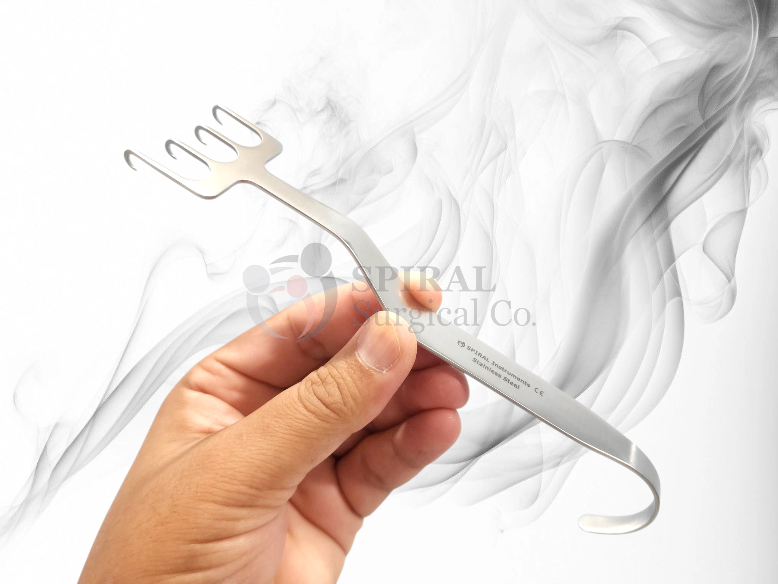 Freeman Facelift Retractor, Bent Neck, 4 Sharp Prongs 38mm Wide (2) Freeman Facelift Retractor, Bent Neck, 4 Sharp Prongs 38mm Wide (2)